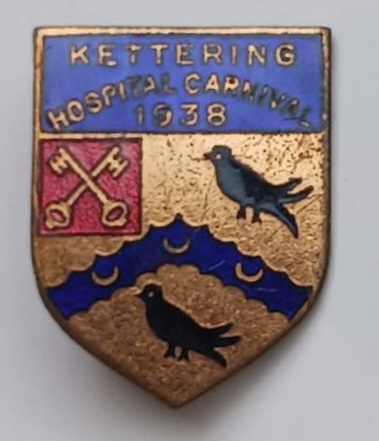 Kettering's first known coat of arms.
