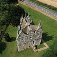 Triangular Lodge 